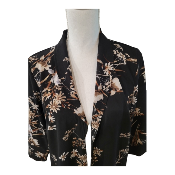 Jacket - Picture 3 of 6